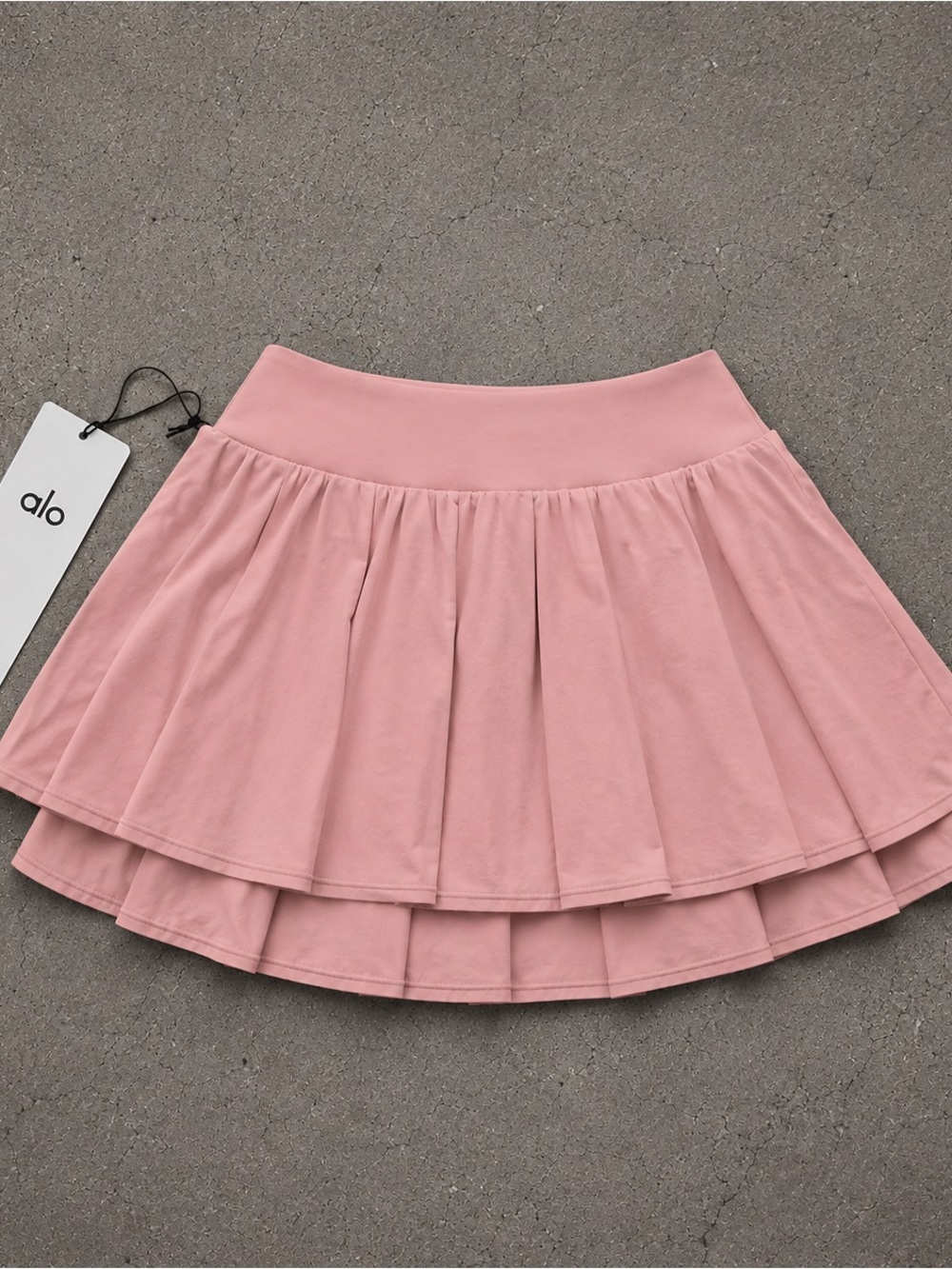 ALO Double All or Nothing Yoga Vintage Pink Pleated Athletic Skirt (NWT) - Picture 2 of 2